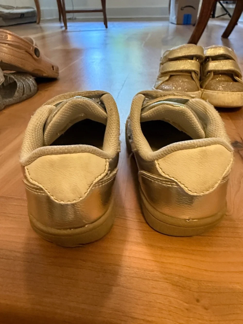 Bundle of 4 kids shoes